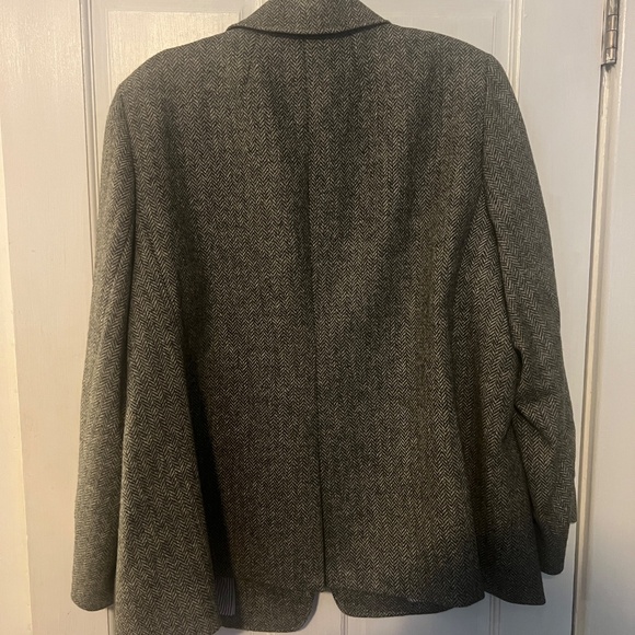 J Crew British Tweed Gray Bristol Wool Blazer Like New US 22 - Picture 2 of 4